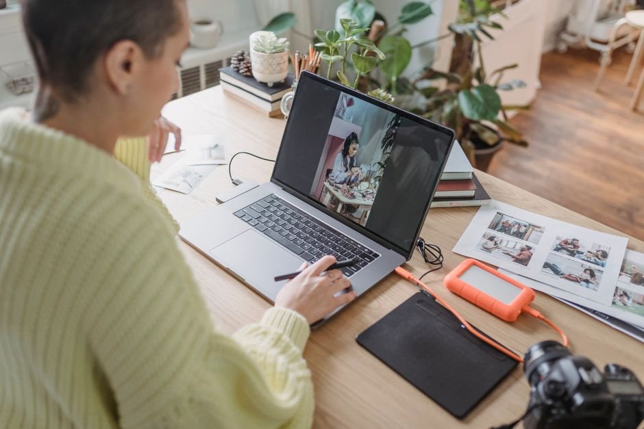 Adobe Photoshop Mastery